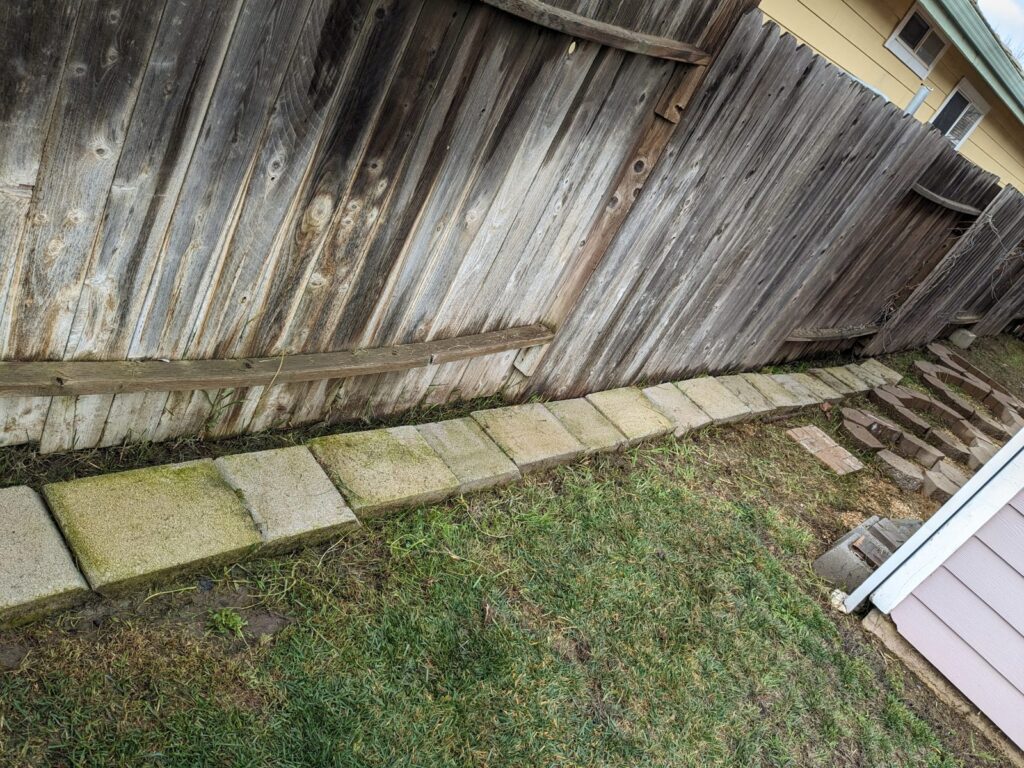 Wood fence and gate built by Blair Handyman in the Sacramento area