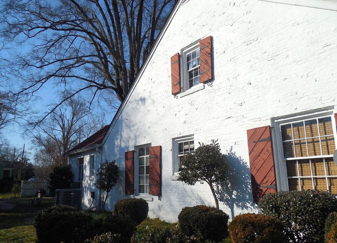 White home with dark painted trim